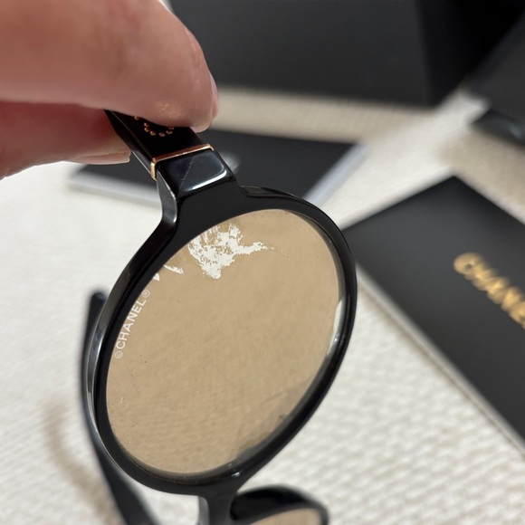 CHANEL Black and Gold Sunglasses with Case - Picture 4 of 12